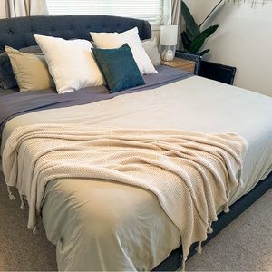 Sage green KING Duvet Cover Set ( Super / oversized King )